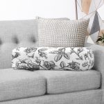 Karakalem Çiçek Desenli Dijital Baskılı Modern İç Dolgulu Fermuarlı Çok Amaçlı Silindir Yastık Kırlent Realhomes