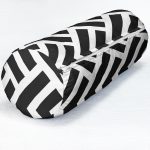 - RealHomes Özel Tasarımlı Dijital Baskılı İç Dolgulu Fermuarlı Silindir Yastık - Realhomes Siyah Beyaz Geometrik Desenli İç Dolgulu Süet Silindir Yastık Kırlent - Bel Yastığı Realhomes