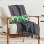 - RealHomes Özel Tasarımlı Dijital Baskılı İç Dolgulu Fermuarlı Silindir Yastık - Realhomes  Realhomes Yaprak Motifli Dijital Baskılı İç Dolgulu Fermuarlı Çok Amaçlı Silindir Yastık Kırlent Realhomes