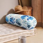 - RealHomes Özel Tasarımlı Dijital Baskılı İç Dolgulu Fermuarlı Silindir Yastık - Realhomes  Mavi Temalı Geometrik Şekilli İç Dolgulu Yumuşak Silindir Form Yastık Kırlent Realhomes