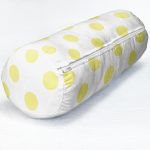 Sarı Puantiyeli Dijital Baskılı Dekoratif İç Dolgulu Süet Silindir Yastık Kırlent - Bel Yastığı Realhomes