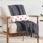 Yavru Ağzı Puantiyeli Dijital Baskılı Dekoratif İç Dolgulu Süet Silindir Yastık Kırlent - Bel Yastığı Realhomes