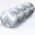 Mavi Gri Zikzak Desenli Dijital Baskılı Dekoratif İç Dolgulu - Fermuarlı Süet Silindir Rulo Yastık Kırlent Realhomes