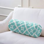 Turkuaz Renkli Yonca Desenli Dijital Baskılı İç Dolgulu Yumuşak Silindir Form Yastık Kırlent Realhomes