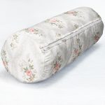 - RealHomes Özel Tasarımlı Dijital Baskılı İç Dolgulu Fermuarlı Silindir Yastık - Realhomes  Özel Tasarım Çiçek Resimli Dijital Baskılı Modern İç Dolgulu Yumuşak Silindir Form Yastık Kırlent Realhomes