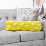 - RealHomes Özel Tasarımlı Dijital Baskılı İç Dolgulu Fermuarlı Silindir Yastık - Realhomes Sarı Zeminli Pati Resimli Dijital Baskılı Dekoratif İç Dolgulu Yumuşak Silindir Form Yastık Kırlent Realhomes