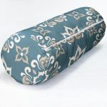 - RealHomes Özel Tasarımlı Dijital Baskılı İç Dolgulu Fermuarlı Silindir Yastık - Realhomes  Özel Tasarım Motifli Dijital Baskılı Modern İç Dolgulu - Fermuarlı Süet Berjer Silindir Yastık Kırlent Realhomes