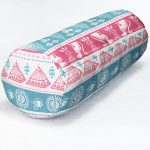 - RealHomes Özel Tasarımlı Dijital Baskılı İç Dolgulu Fermuarlı Silindir Yastık - Realhomes Mavi Pembe Etnik Desenli Dekoratif İç Dolgulu Yumuşak Silindir Form Yastık Kırlent Realhomes