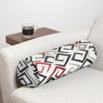 - RealHomes Özel Tasarımlı Dijital Baskılı İç Dolgulu Fermuarlı Silindir Yastık - Realhomes Labirent Çizimli Modern Dijital Baskılı İç Dolgulu - Fermuarlı Süet Berjer Silindir Yastık Kırlent Realhomes