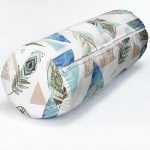 - RealHomes Özel Tasarımlı Dijital Baskılı İç Dolgulu Fermuarlı Silindir Yastık - Realhomes Kuş Tüyü Motifli Geometrik Şekiller Dijital Baskılı İç Dolgulu - Fermuarlı Süet Berjer Silindir Yastık Kırlent Realhomes