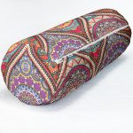 - RealHomes Özel Tasarımlı Dijital Baskılı İç Dolgulu Fermuarlı Silindir Yastık - Realhomes  Sarmal Daire Desenli Çini Motifli Dijital Baskılı İç Dolgulu Süet Silindir Yastık Kırlent - Bel Yastığı Realhomes