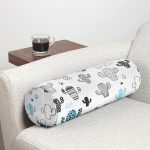 - RealHomes Özel Tasarımlı Dijital Baskılı İç Dolgulu Fermuarlı Silindir Yastık - Realhomes Realhomes Puanlı Çöl Bitkisi Modern İç Dolgulu - Fermuarlı Süet Berjer Silindir Yastık Kırlent Realhomes