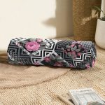 - RealHomes Özel Tasarımlı Dijital Baskılı İç Dolgulu Fermuarlı Silindir Yastık - Realhomes Çiçek Desenli Puan Motifli İç Dolgulu - Fermuarlı Süet Silindir Daire Yastık Kırlent Realhomes