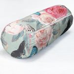 - RealHomes Özel Tasarımlı Dijital Baskılı İç Dolgulu Fermuarlı Silindir Yastık - Realhomes Lekeli Kelebekler Çizimli Dekoratif İç Dolgulu - Fermuarlı Süet Silindir Yuvarlak Yastık Kırlent Realhomes