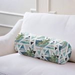 - RealHomes Özel Tasarımlı Dijital Baskılı İç Dolgulu Fermuarlı Silindir Yastık - Realhomes  Mavi Geometrik Palmiye Desenleri Dekoratif İç Dolgulu - Fermuarlı Süet Berjer Silindir Yastık Kırlent Realhomes