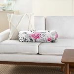 - RealHomes Özel Tasarımlı Dijital Baskılı İç Dolgulu Fermuarlı Silindir Yastık - Realhomes Bal Peteği Temalı Nilüfer Çiçeği Motifli Dekoratif İç Dolgulu Fermuarlı Çok Amaçlı Silindir Yastık Kırlent Realhomes