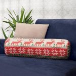 - RealHomes Özel Tasarımlı Dijital Baskılı İç Dolgulu Fermuarlı Silindir Yastık - Realhomes Yılbaşı Temalı Kanaviçe Desenli Özel Tasarımlı Dijital Baskılı Modern İç Dolgulu Yumuşak Silindir Form Yastık Kırlent Realhomes