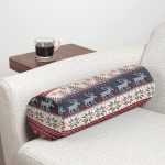 - RealHomes Özel Tasarımlı Dijital Baskılı İç Dolgulu Fermuarlı Silindir Yastık - Realhomes Yılbaşı Geyikleri Motifli Dijital Baskılı İç Dolgulu - Fermuarlı Süet Berjer Silindir Yastık Kırlent Realhomes