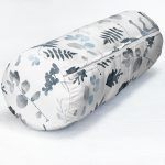 - RealHomes Özel Tasarımlı Dijital Baskılı İç Dolgulu Fermuarlı Silindir Yastık - Realhomes Realhomes Beyaz Zeminli Geyik ve Yaprak Motifleri Dijital Baskılı Modern İç Dolgulu - Fermuarlı Süet Silindir Daire Yastık Kırlent Realhomes