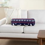 - RealHomes Özel Tasarımlı Dijital Baskılı İç Dolgulu Fermuarlı Silindir Yastık - Realhomes Lacivert Zeminli Ağaç ve Geyik Desenli Dekoratif İç Dolgulu Yumuşak Silindir Form Yastık Kırlent Realhomes