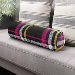 Siyah Sarı Pembe Ekose Desenli Dijital Baskılı Dekoratif İç Dolgulu Yumuşak Silindir Form Yastık Kırlent Realhomes