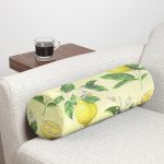 - RealHomes Özel Tasarımlı Dijital Baskılı İç Dolgulu Fermuarlı Silindir Yastık - Realhomes  Krem Zeminli Limon Desenli Dekoratif İç Dolgulu Süet Silindir Yastık Kırlent - Bel Yastığı Realhomes