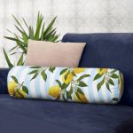 - RealHomes Özel Tasarımlı Dijital Baskılı İç Dolgulu Fermuarlı Silindir Yastık - Realhomes  Mavi Çizgili Limon Desenli Dijital Baskılı Dekoratif İç Dolgulu Fermuarlı Çok Amaçlı Silindir Yastık Kırlent Realhomes