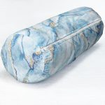 Mavi Renkli Mermer Desenli Dijital Baskılı İç Dolgulu Süet Silindir Yastık Kırlent - Bel Yastığı Realhomes