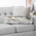 - RealHomes Özel Tasarımlı Dijital Baskılı İç Dolgulu Fermuarlı Silindir Yastık - Realhomes  Modern Siyah Beyaz Altın Mermer Motifli Dijital Baskılı İç Dolgulu - Fermuarlı Süet Silindir Yuvarlak Yastık Kırlent Realhomes