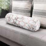 - RealHomes Özel Tasarımlı Dijital Baskılı İç Dolgulu Fermuarlı Silindir Yastık - Realhomes Mermer ve Petek Desenli Dijital Baskılı İç Dolgulu Yumuşak Silindir Form Yastık Kırlent Realhomes