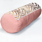 - RealHomes Özel Tasarımlı Dijital Baskılı İç Dolgulu Fermuarlı Silindir Yastık - Realhomes Gold ve Pembe Renkli Mermer Desenli Modern İç Dolgulu Yumuşak Silindir Form Yastık Kırlent Realhomes