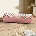 - RealHomes Özel Tasarımlı Dijital Baskılı İç Dolgulu Fermuarlı Silindir Yastık - Realhomes Gold ve Pembe Renkli Mermer Desenli Modern İç Dolgulu Yumuşak Silindir Form Yastık Kırlent Realhomes