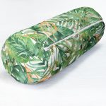 - RealHomes Özel Tasarımlı Dijital Baskılı İç Dolgulu Fermuarlı Silindir Yastık - Realhomes Amazon Yaprakları Dijital Baskılı Modern İç Dolgulu Süet Silindir Yastık Kırlent - Bel Yastığı Realhomes