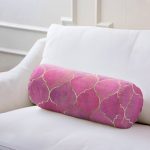 - RealHomes Özel Tasarımlı Dijital Baskılı İç Dolgulu Fermuarlı Silindir Yastık - Realhomes Pembe Altın Varaklı Ogea Desenli Dekoratif İç Dolgulu - Fermuarlı Süet Silindir Daire Yastık Kırlent Realhomes