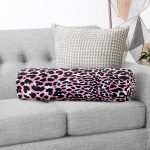 Realhomes Pembe Renkli Leopar Desenli Modern İç Dolgulu - Fermuarlı Süet Berjer Silindir Yastık Kırlent Realhomes