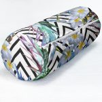 Zikzak Zeminli Yaz Egzotiği Özel Tasarımlı İç Dolgulu Yumuşak Silindir Form Yastık Kırlent Realhomes