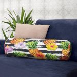 - RealHomes Özel Tasarımlı Dijital Baskılı İç Dolgulu Fermuarlı Silindir Yastık - Realhomes Siyah Zeminli Renkli Ananaslar Özel Tasarım İç Dolgulu - Fermuarlı Süet Silindir Daire Yastık Kırlent Realhomes