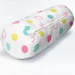 - RealHomes Özel Tasarımlı Dijital Baskılı İç Dolgulu Fermuarlı Silindir Yastık - Realhomes  Realhomes Puanlı Pudra Renkler Özel Tasarım Modern İç Dolgulu Yumuşak Silindir Form Yastık Kırlent Realhomes