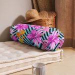 - RealHomes Özel Tasarımlı Dijital Baskılı İç Dolgulu Fermuarlı Silindir Yastık - Realhomes Mavi Geometrik Zeminli Çiçekler Modern Tasarım İç Dolgulu - Fermuarlı Süet Silindir Daire Yastık Kırlent Realhomes