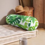 - RealHomes Özel Tasarımlı Dijital Baskılı İç Dolgulu Fermuarlı Silindir Yastık - Realhomes  Beyaz Zeminde Watercolor Yapraklar Özel Tasarımlı İç Dolgulu - Fermuarlı Süet Berjer Silindir Yastık Kırlent Realhomes