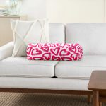 Realhomes Modern Çizimli Kalpler Tasarımlı Dijital Baskılı Modern İç Dolgulu - Fermuarlı Süet Silindir Daire Yastık Kırlent Realhomes