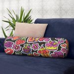 Siyah Zeminde Love Özel Tasarımlı Dijital Baskılı Modern İç Dolgulu - Fermuarlı Süet Silindir Daire Yastık Kırlent Realhomes