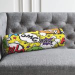 - RealHomes Özel Tasarımlı Dijital Baskılı İç Dolgulu Fermuarlı Silindir Yastık - Realhomes Sarı Zeminde Popart Özel Tasarımlı Dijital Baskılı Modern İç Dolgulu - Fermuarlı Süet Silindir Daire Yastık Kırlent Realhomes