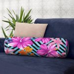 - RealHomes Özel Tasarımlı Dijital Baskılı İç Dolgulu Fermuarlı Silindir Yastık - Realhomes Zikzak Zeminde Renkli Çiçek Desenli Özel Tasarım Dijital Baskılı Modern İç Dolgulu Süet Silindir Yastık Kırlent - Bel Yastığı Realhomes