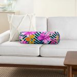 - RealHomes Özel Tasarımlı Dijital Baskılı İç Dolgulu Fermuarlı Silindir Yastık - Realhomes Zikzak Zeminde Renkli Çiçek Desenli Özel Tasarım Dijital Baskılı Modern İç Dolgulu Süet Silindir Yastık Kırlent - Bel Yastığı Realhomes