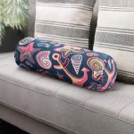 - RealHomes Özel Tasarımlı Dijital Baskılı İç Dolgulu Fermuarlı Silindir Yastık - Realhomes Lacivert Zeminli Deniz Midyeleri Dijital Baskılı Modern İç Dolgulu - Fermuarlı Süet Silindir Daire Yastık Kırlent Realhomes