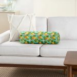 - RealHomes Özel Tasarımlı Dijital Baskılı İç Dolgulu Fermuarlı Silindir Yastık - Realhomes  Turkuaz Zeminde Ananas Desenli Dijital Baskılı Modern İç Dolgulu Süet Silindir Yastık Kırlent - Bel Yastığı Realhomes