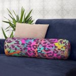 - RealHomes Özel Tasarımlı Dijital Baskılı İç Dolgulu Fermuarlı Silindir Yastık - Realhomes Renkli Leopar Desenli Dijital Baskılı Modern İç Dolgulu - Fermuarlı Süet Silindir Daire Yastık Kırlent Realhomes