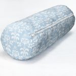 - RealHomes Özel Tasarımlı Dijital Baskılı İç Dolgulu Fermuarlı Silindir Yastık - Realhomes  Açık Mavi Dijital Baskılı Modern İç Dolgulu - Fermuarlı Süet Silindir Rulo Yastık Kırlent Realhomes