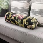 - RealHomes Özel Tasarımlı Dijital Baskılı İç Dolgulu Fermuarlı Silindir Yastık - Realhomes Siyah Zeminde Çiçek Desenli Özel Tasarım Dijital Baskılı Modern İç Dolgulu Fermuarlı Çok Amaçlı Silindir Yastık Kırlent Realhomes
